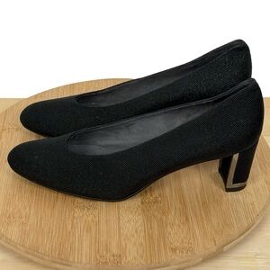 Stuart Weitzman Black Goosebump Leather Block Heel with Metal Trim Size 9 M